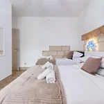 Il Cortile Dei Cantori *