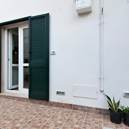 Il Cortile Dei Cantori *