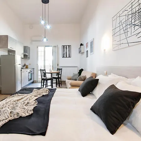 Il Cortile Dei Cantori *