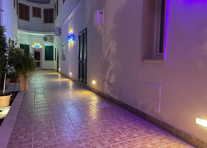 Il Cortile Dei Cantori לצ'ה